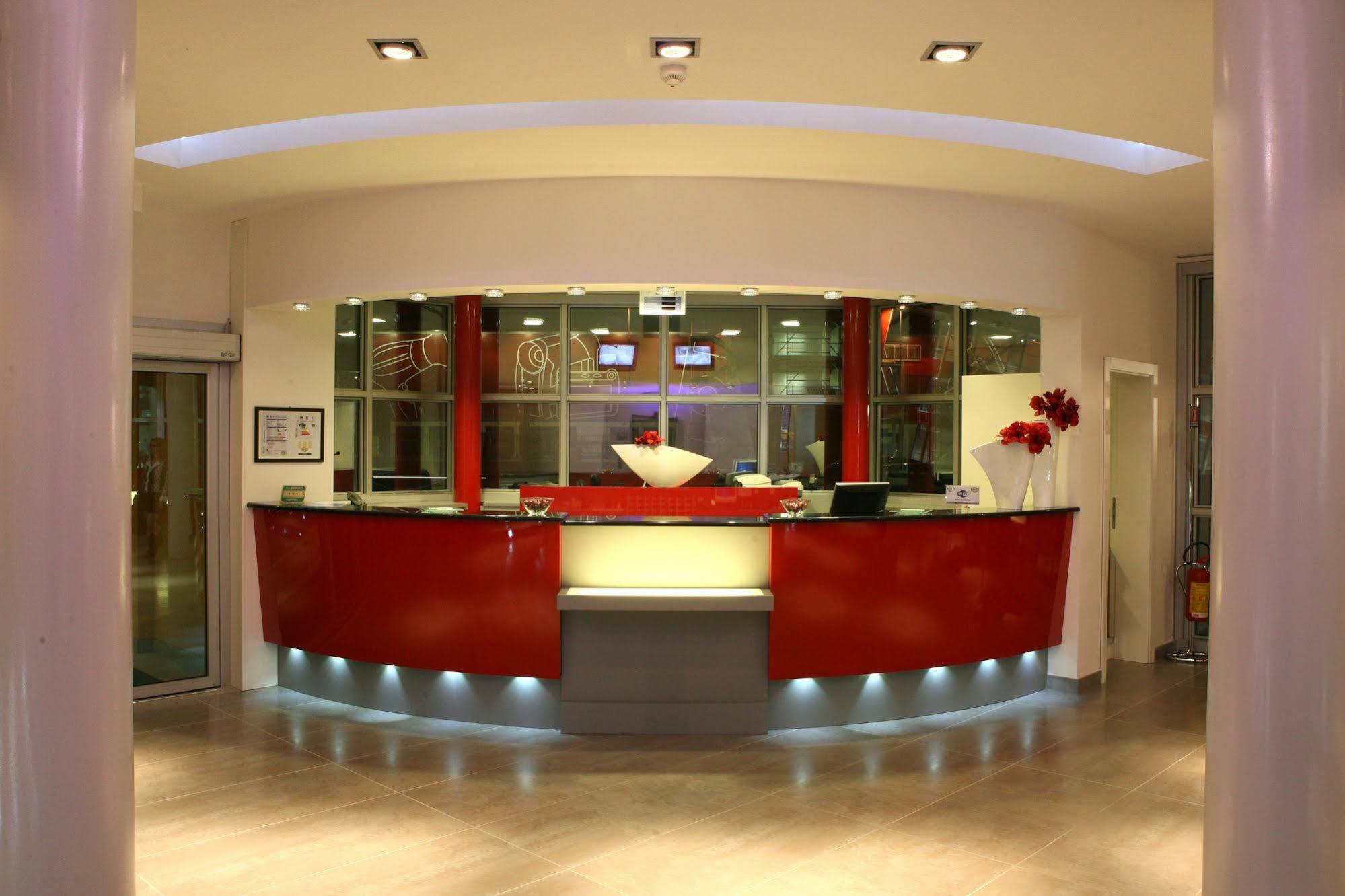 Hotel Mito Ossona Exterior photo